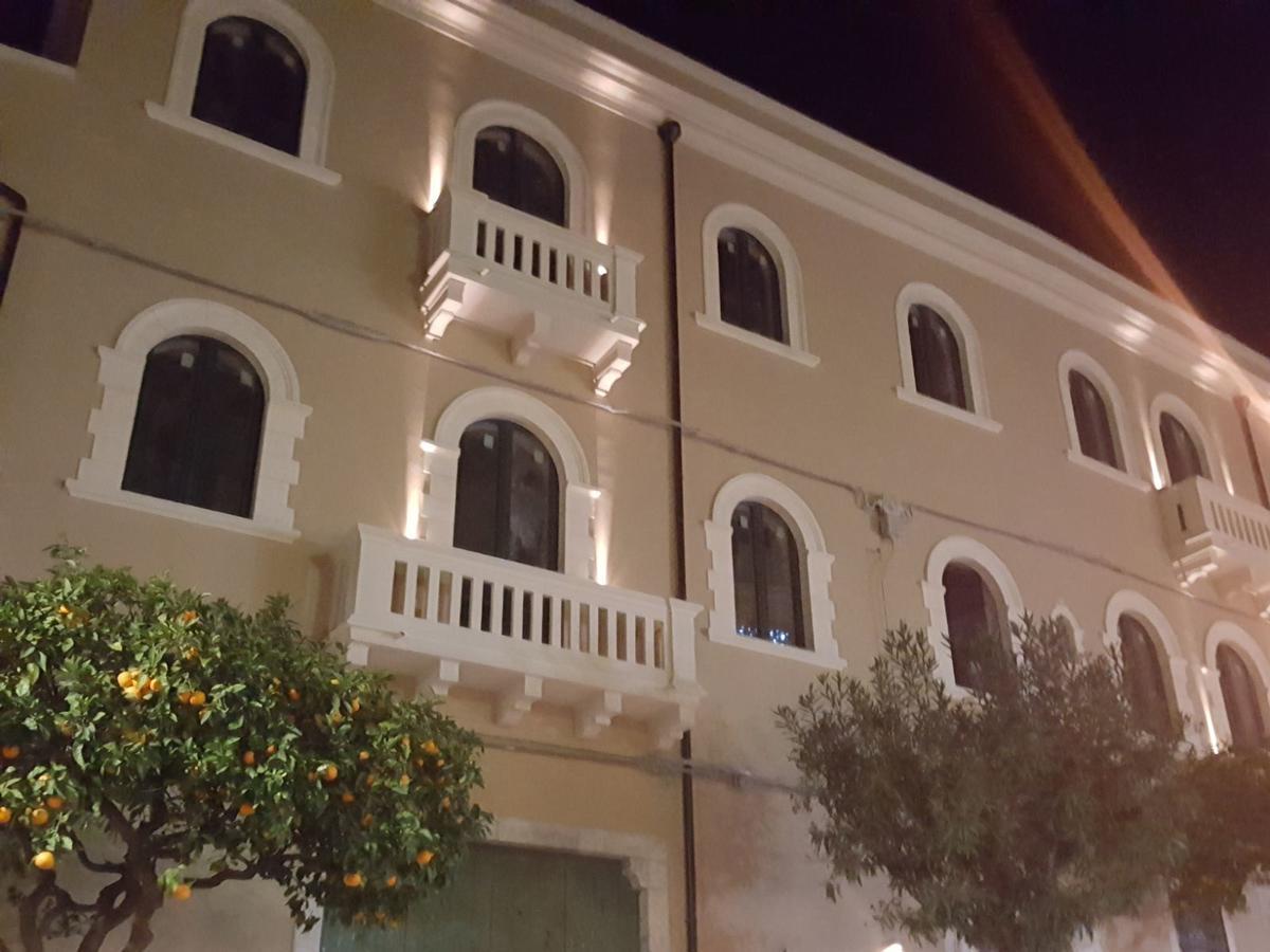 Hotel Casa Adele ตาออร์มินา ภายนอก รูปภาพ