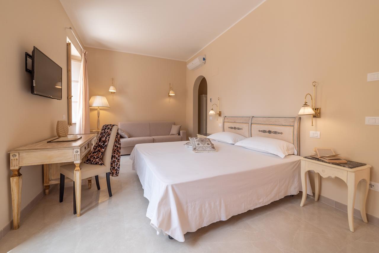 Hotel Casa Adele ตาออร์มินา ภายนอก รูปภาพ