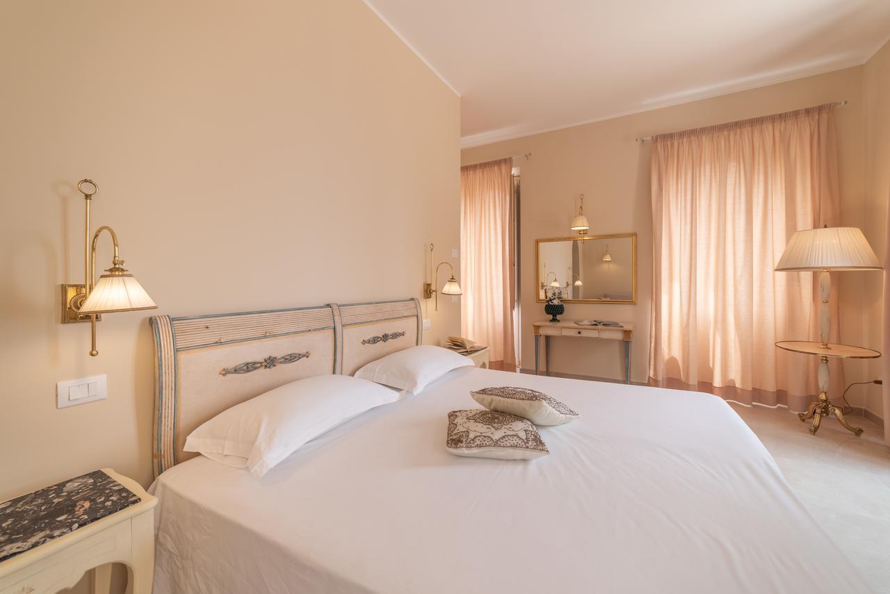 Hotel Casa Adele ตาออร์มินา ภายนอก รูปภาพ