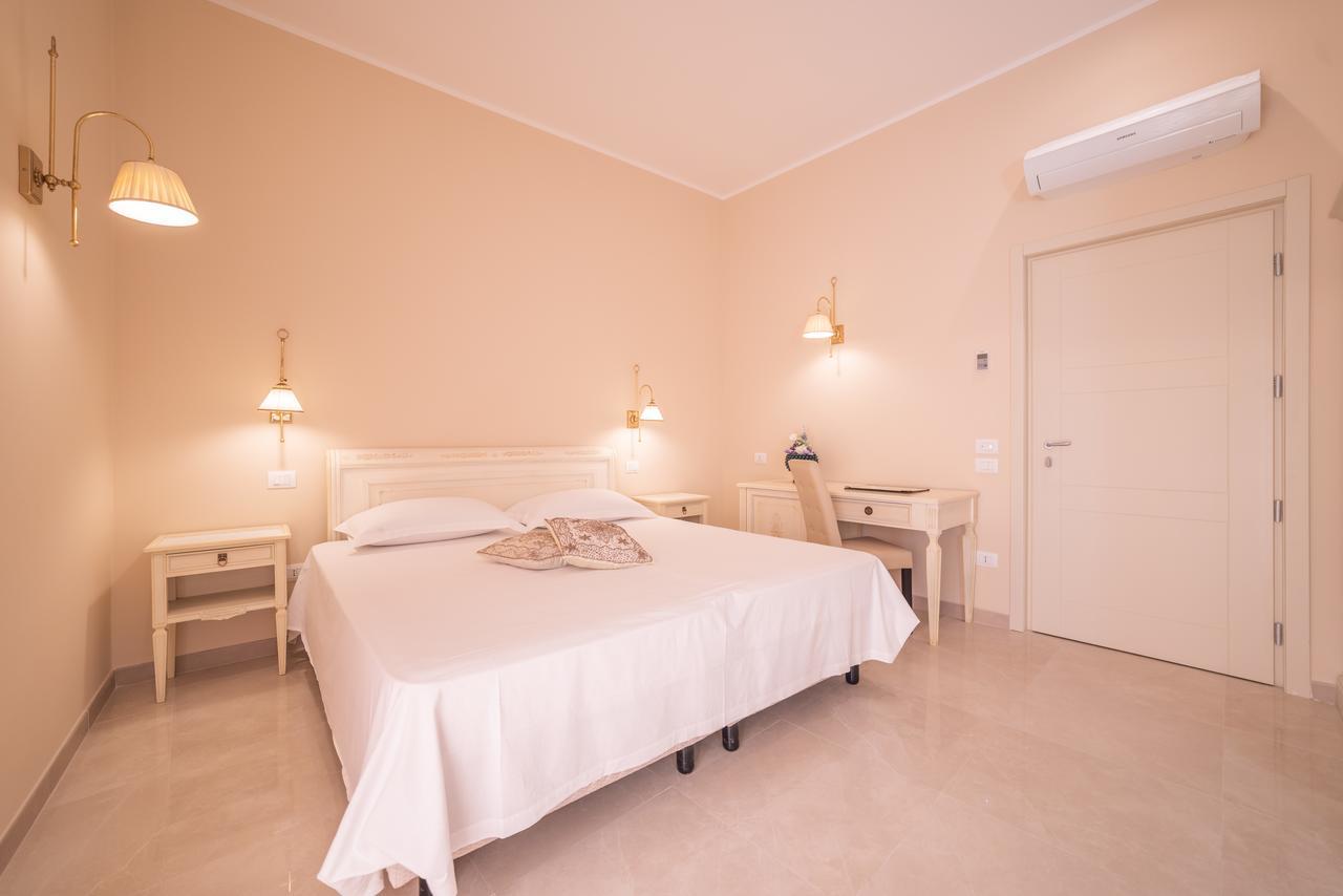 Hotel Casa Adele ตาออร์มินา ภายนอก รูปภาพ