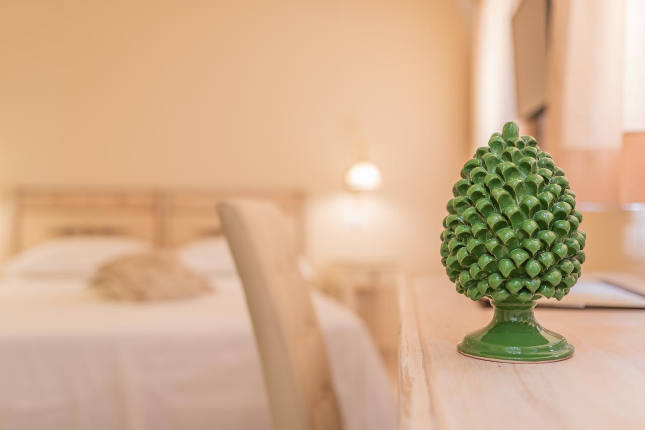 Hotel Casa Adele ตาออร์มินา ภายนอก รูปภาพ