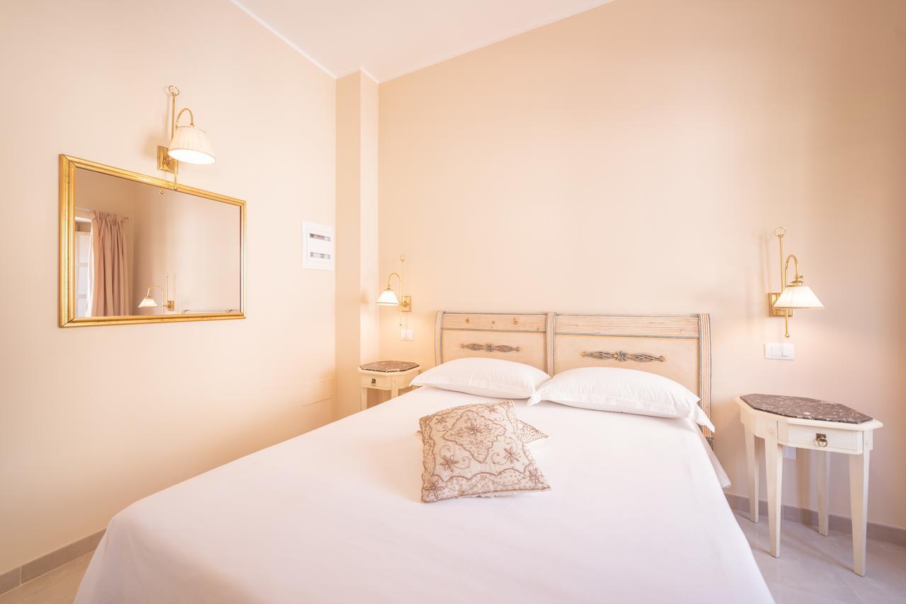 Hotel Casa Adele ตาออร์มินา ภายนอก รูปภาพ