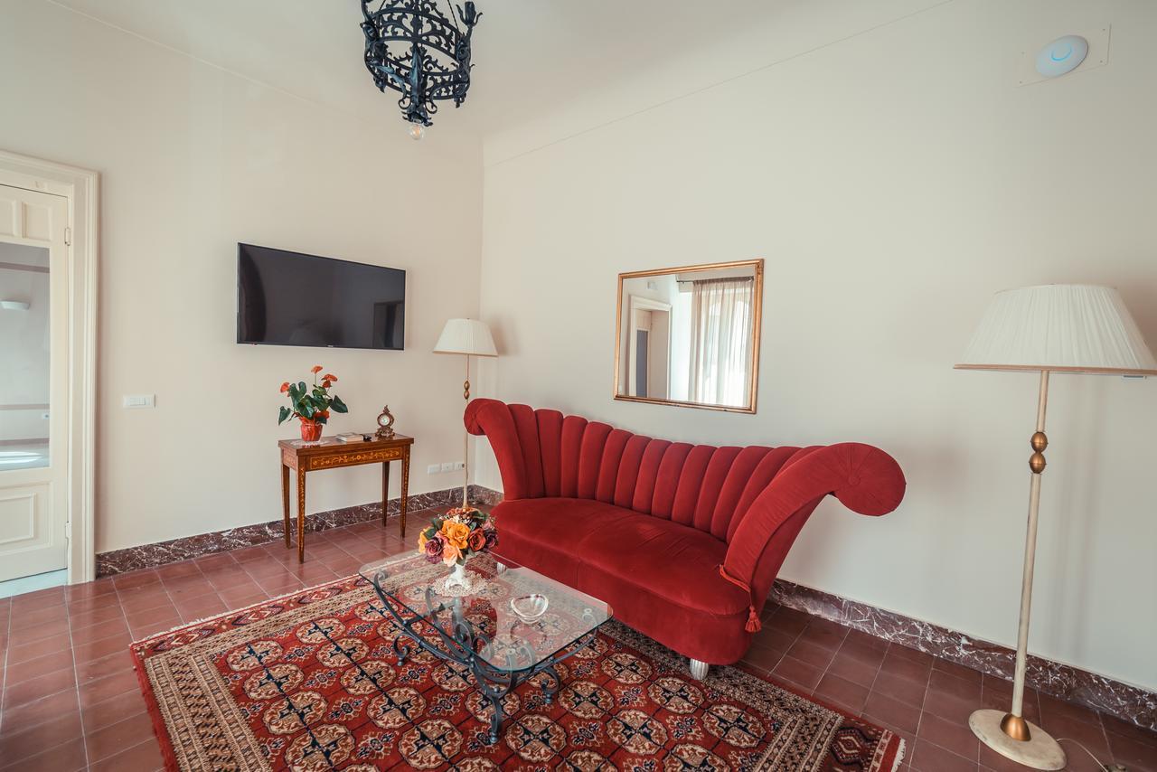 Hotel Casa Adele ตาออร์มินา ภายนอก รูปภาพ