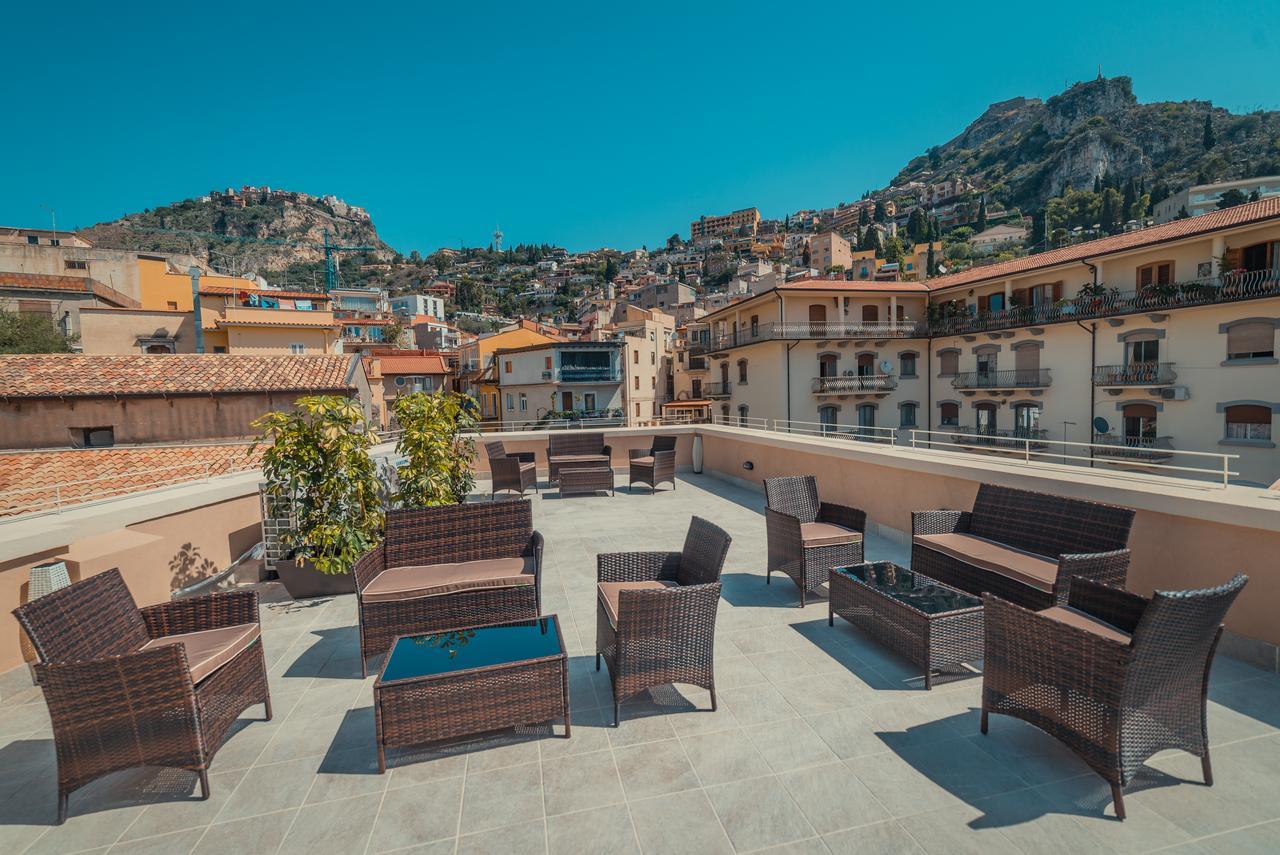 Hotel Casa Adele ตาออร์มินา ภายนอก รูปภาพ