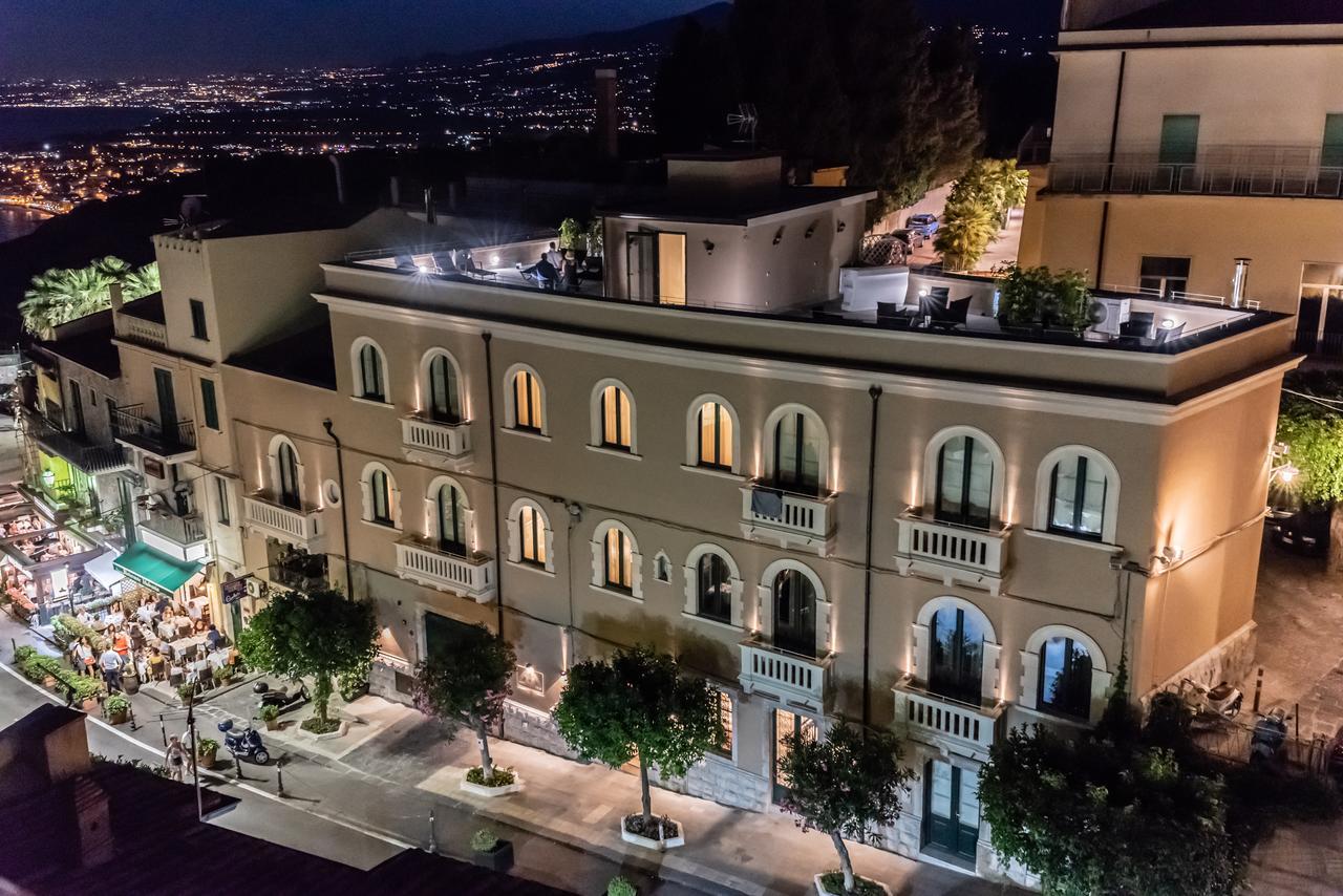 Hotel Casa Adele ตาออร์มินา ภายนอก รูปภาพ
