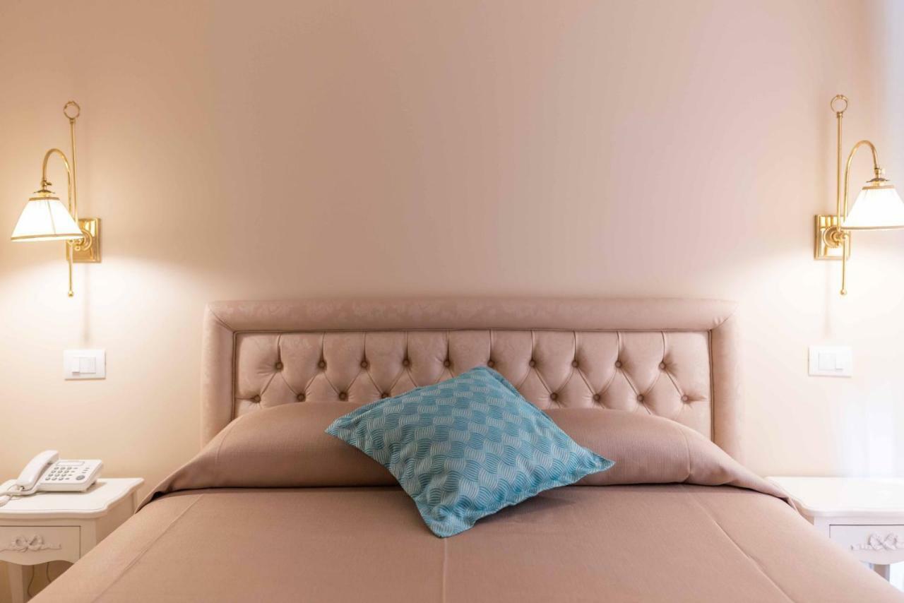 Hotel Casa Adele ตาออร์มินา ภายนอก รูปภาพ