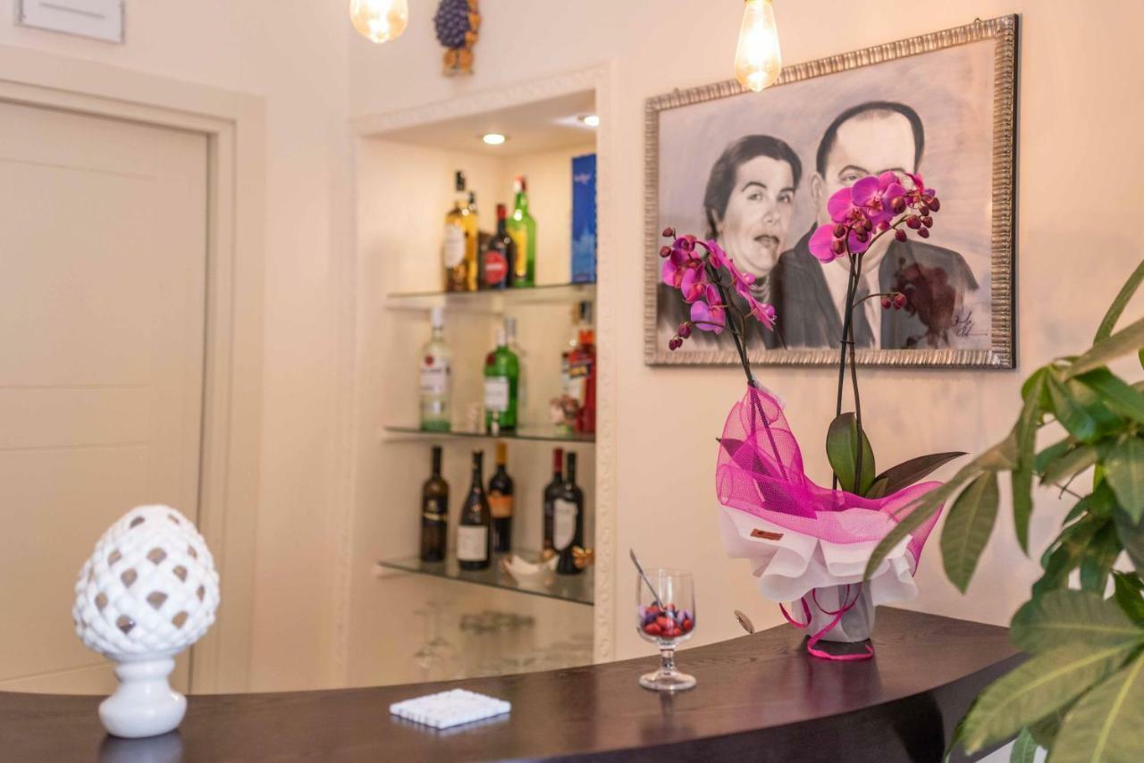 Hotel Casa Adele ตาออร์มินา ภายนอก รูปภาพ